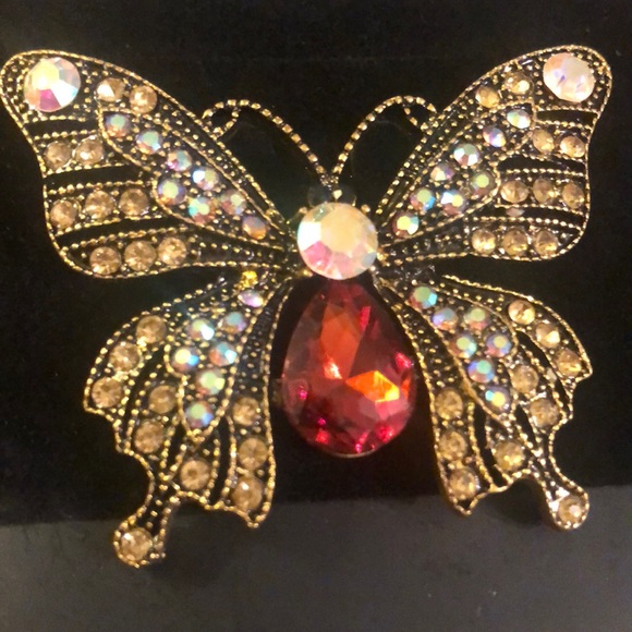 Jewelry - Vintage Butterfly Brooch